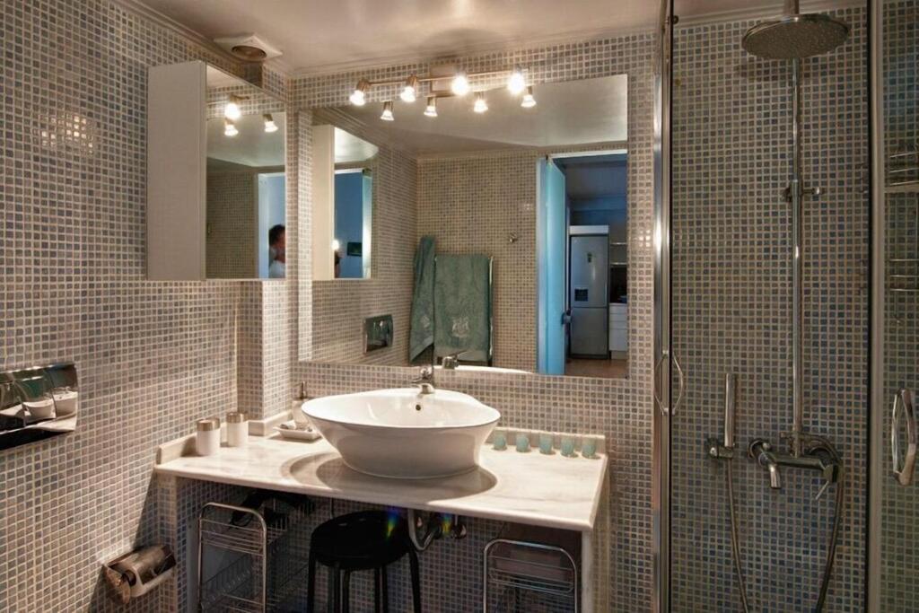 Acropolis Luxury Apartment With Balcony Athens Luaran gambar